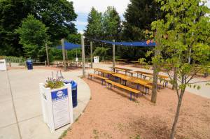 Hoyt Park Pool - The Landing