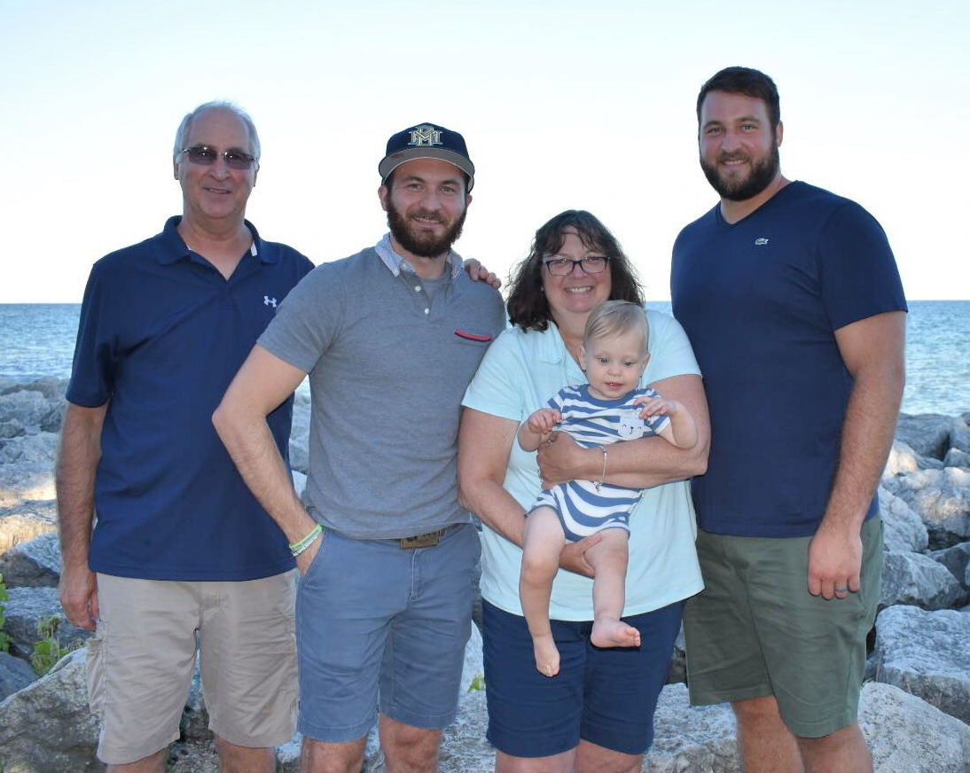 Cindy Kraemer (Wagner) and her family.