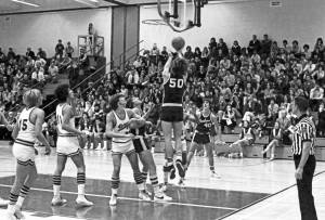 1975-76 Boys Basketball