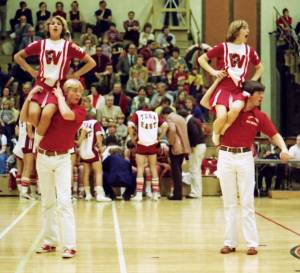 1975-76 Cheerleaders