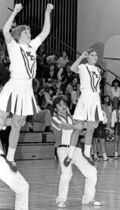 1976-77 Cheerleaders