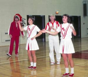 1976-77 Cheerleaders