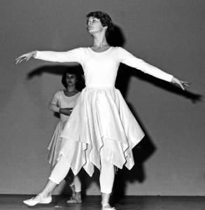 1976-77 Modern Dance