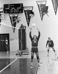 1976-77 Boys Volleyball