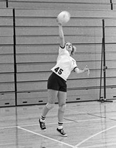 1976-77 Girls Volleyball