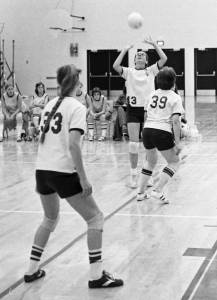 1976-77 Girls Volleyball