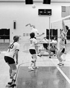 1976-77 Girls Volleyball